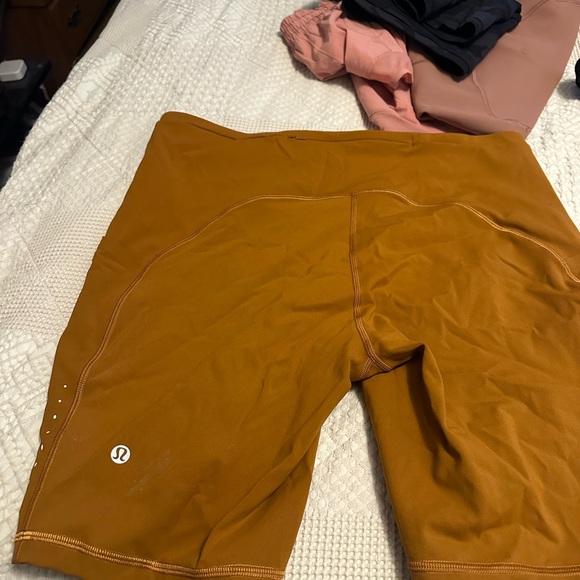 Lululemon 10” shorts - Picture 2 of 2